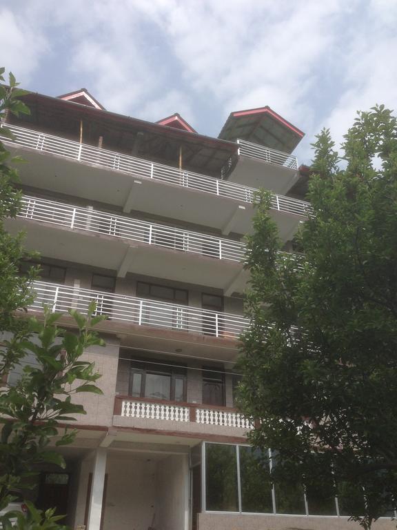 Akash Hills Hotel Manāli Exterior foto
